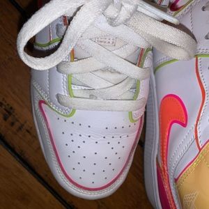 Nike Air Jordan 1 Mid Edge Glow - Size 9 Women